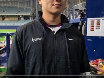 박주홍 데뷔 첫 1군 홈런 터뜨려