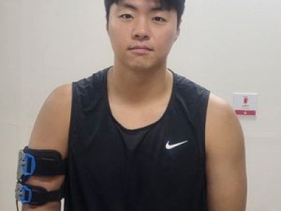 김윤수 이름과 등번호까지 바꿔 굳셀 무 믿을 신으로 새출발