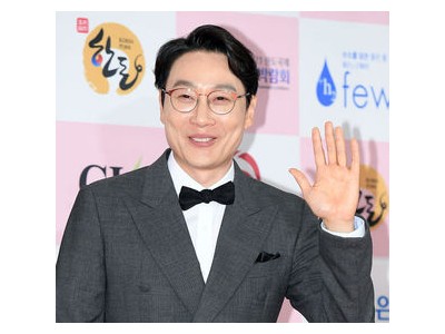 이휘재 4년 만에 예능 복귀해 웃음 띠었네