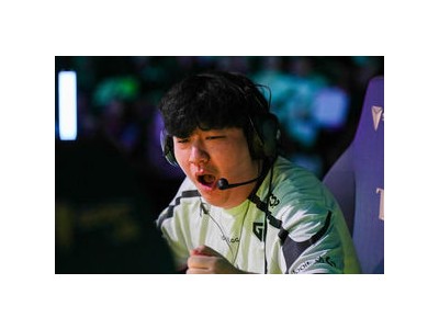 젠지 붐 e스포츠에 맞서 승격 팀의 기세 꺾다