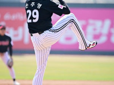 LG vs 키움 경기 앞두고 분위기 뜨거워져