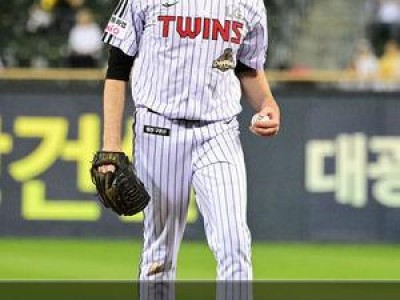 존 케네디 LG 첫 등판 무실점으로 기대감 높여